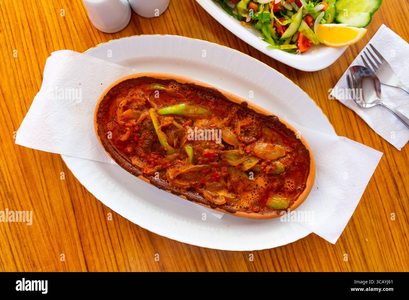Izmir kofte, turkish dish of spicy meatballs Stock Photo - Alamy