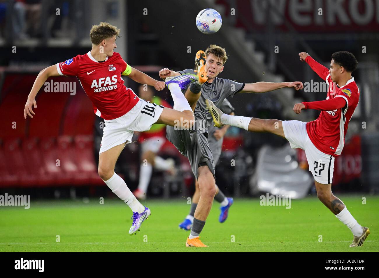 ALKMAAR - Sven Mijnans of AZ, Luca Mack of FC Vaduz, Ro-Zangelo Daal of ...