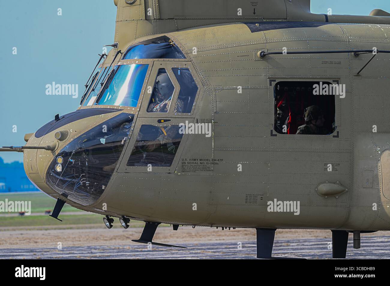 A U.S. Army CH-47 Chinook assigned to Bravo Company, 3-238th General Support Aviation Battalion at Selfridge Air National Guard Base, is postured on t Stock Photo