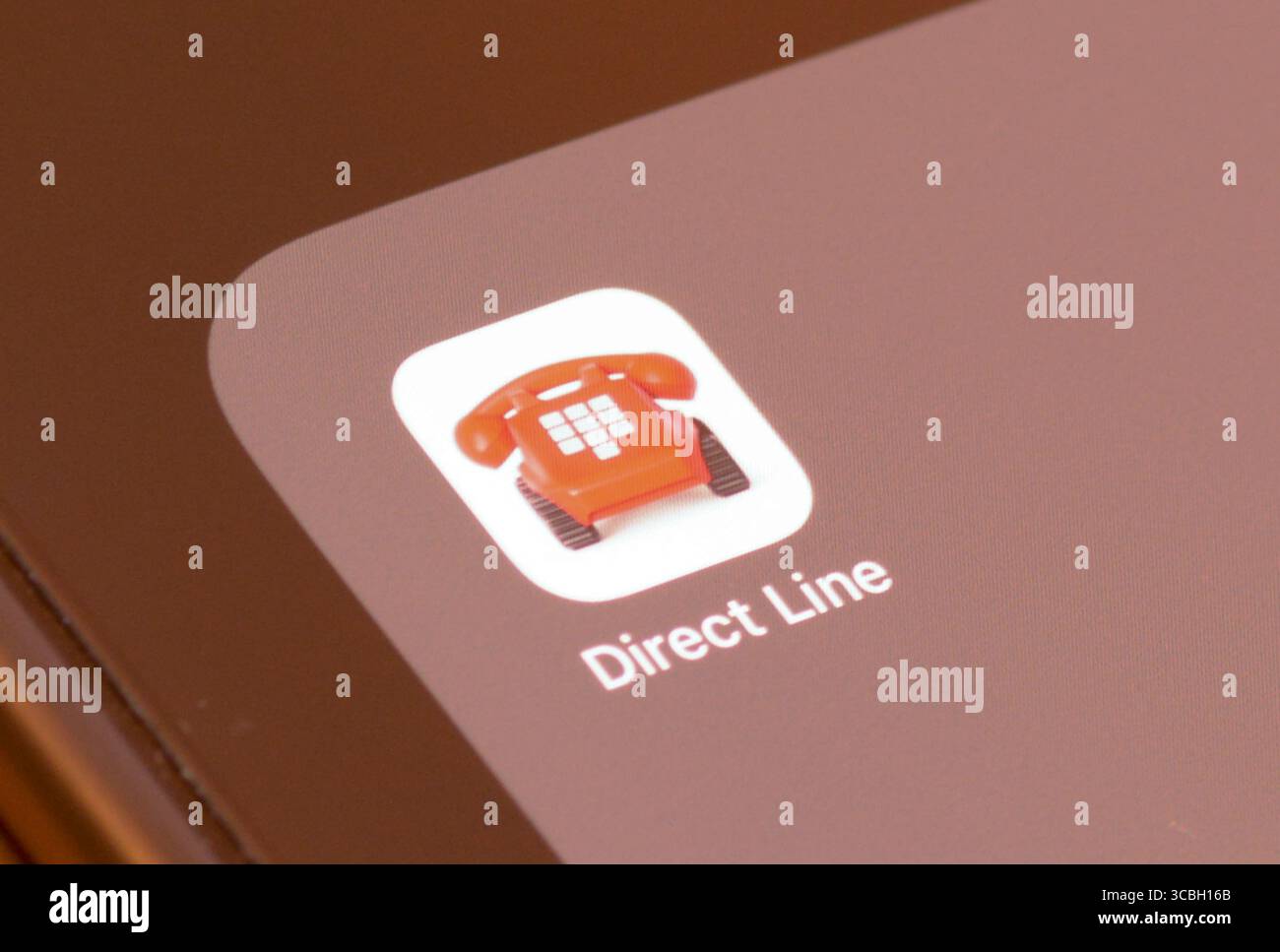 Direct Line car insurance app on smartphone screen Stock Photo - Alamy