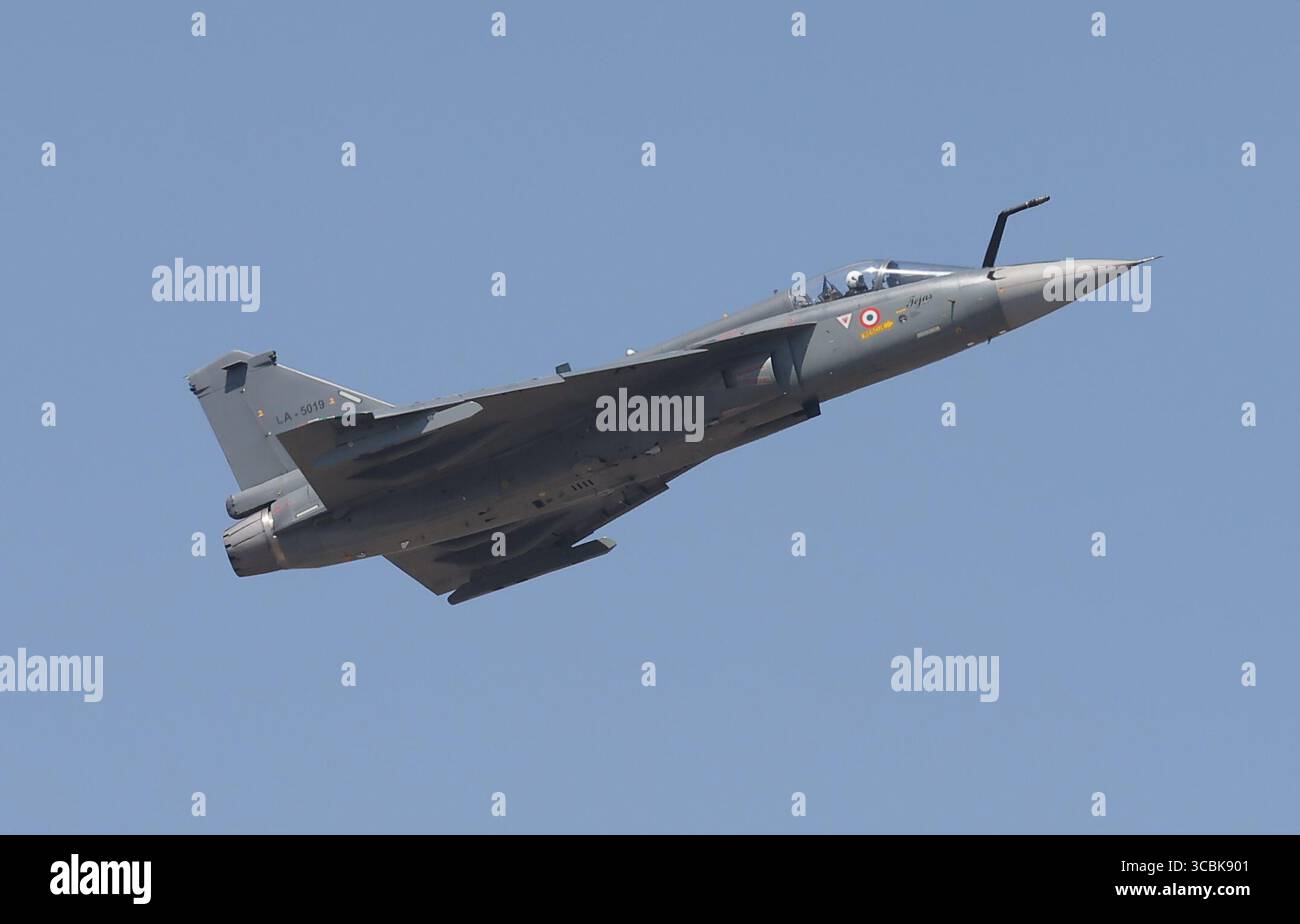 February 14, 2023, Bengaluru, Karnataka, India: Aero India Air Display on the second day (Credit Image: © Seshadri Sukumar/ZUMA Press Wire) Stock Photo