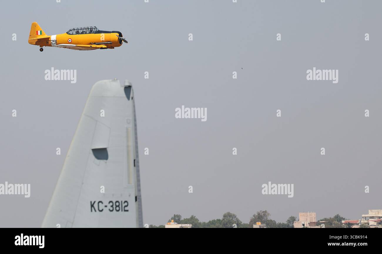 February 14, 2023, Bengaluru, Karnataka, India: Aero India Air Display on the second day (Credit Image: © Seshadri Sukumar/ZUMA Press Wire) Stock Photo
