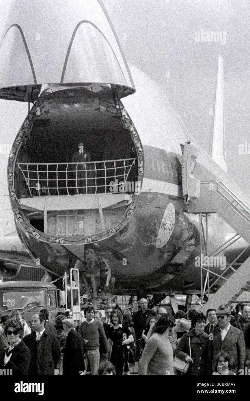 Boeing 747 1970s hi-res stock photography and images - Alamy