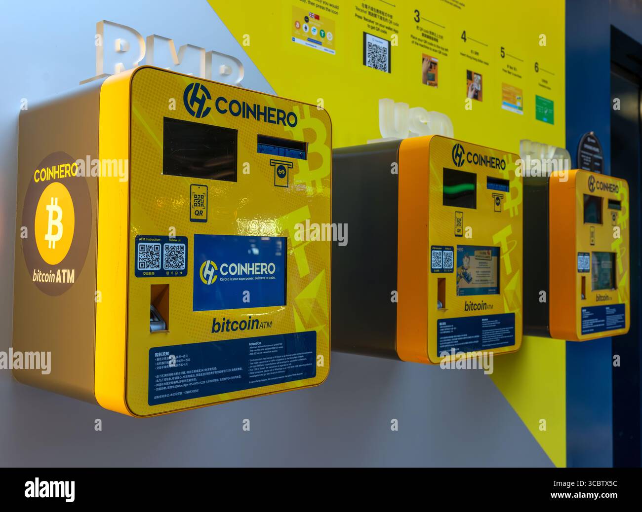 Atm hong kong hi-res stock photography and images - Alamy