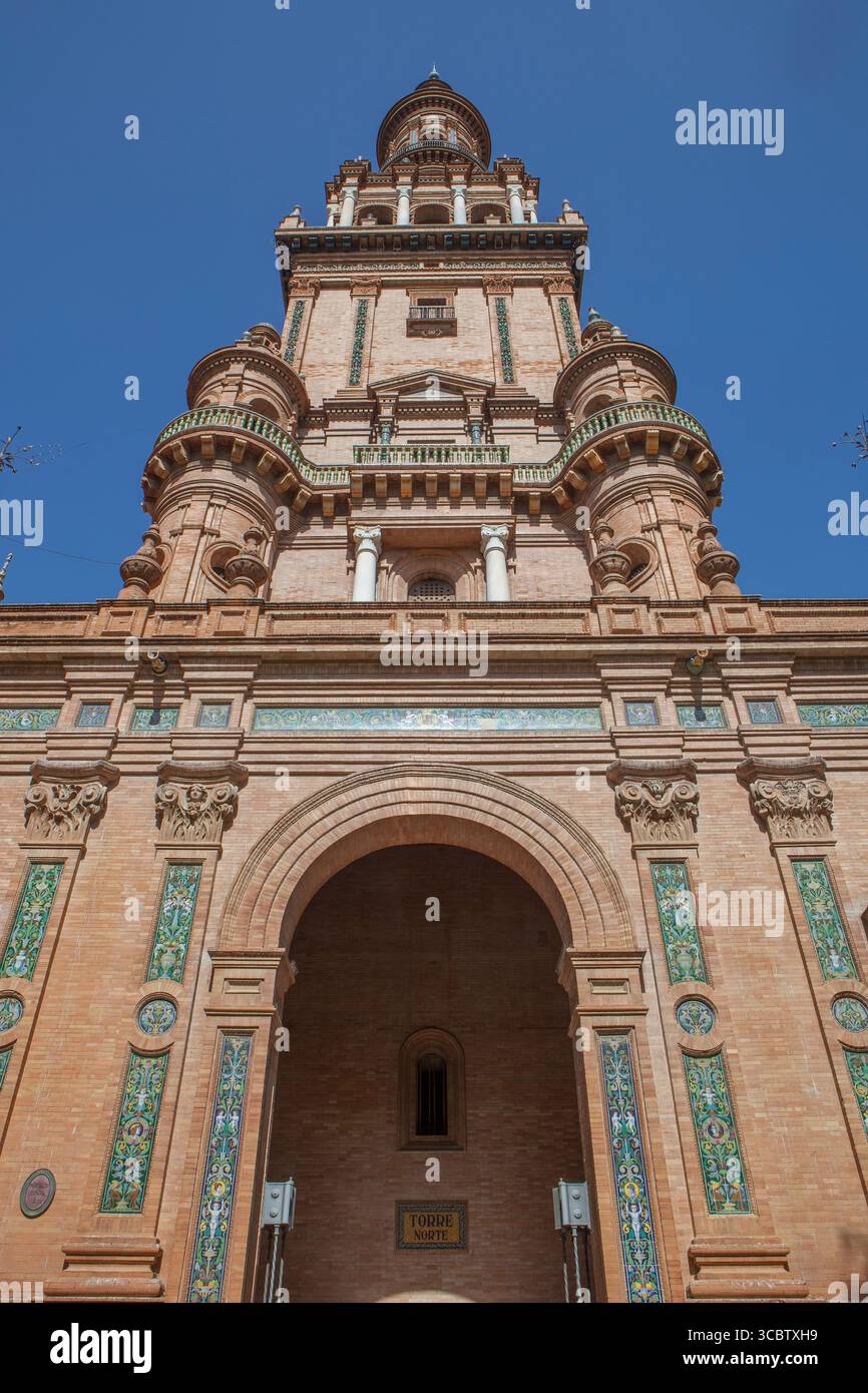 North tower at plaza de espana hi res stock photography and images Alamy