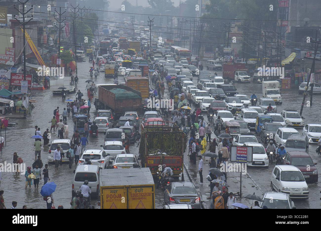 GHAZIABAD, INDIA - AUGUST 9: A massive traffic jam and severe ...