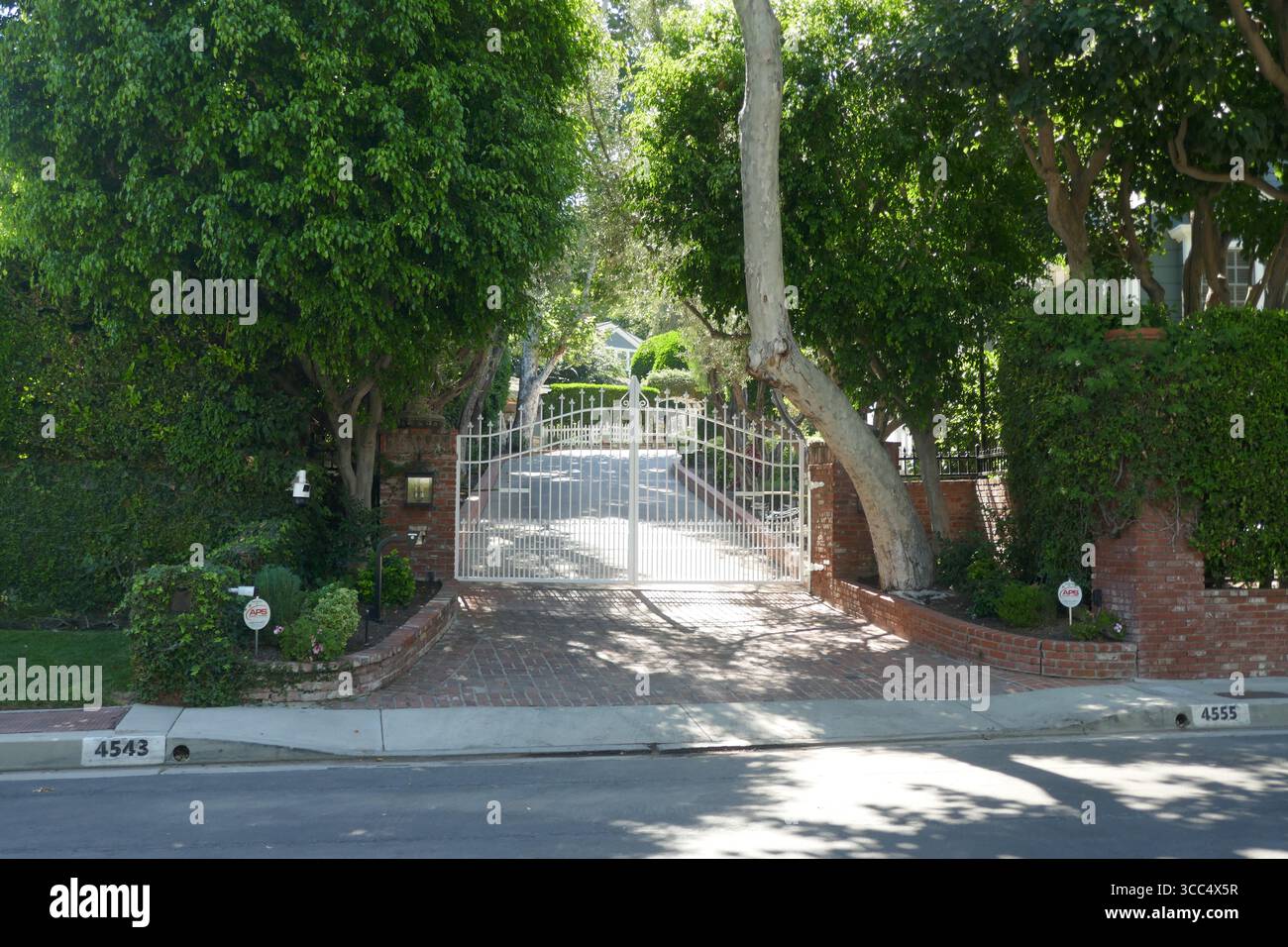 Encino, California, USA 9th August 2025 Actor Clark Gable and Actress ...