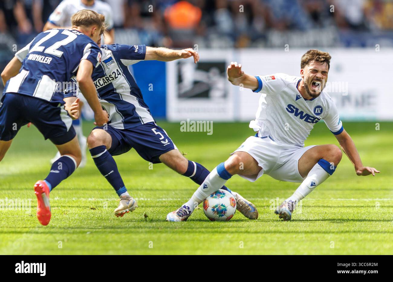 dpatop - 10 August 2025, Berlin: Soccer, Bundesliga 2, Hertha BSC ...