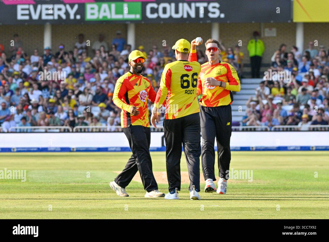 Joe Root (Trent Rockets) celebrate catching with his team after out ...