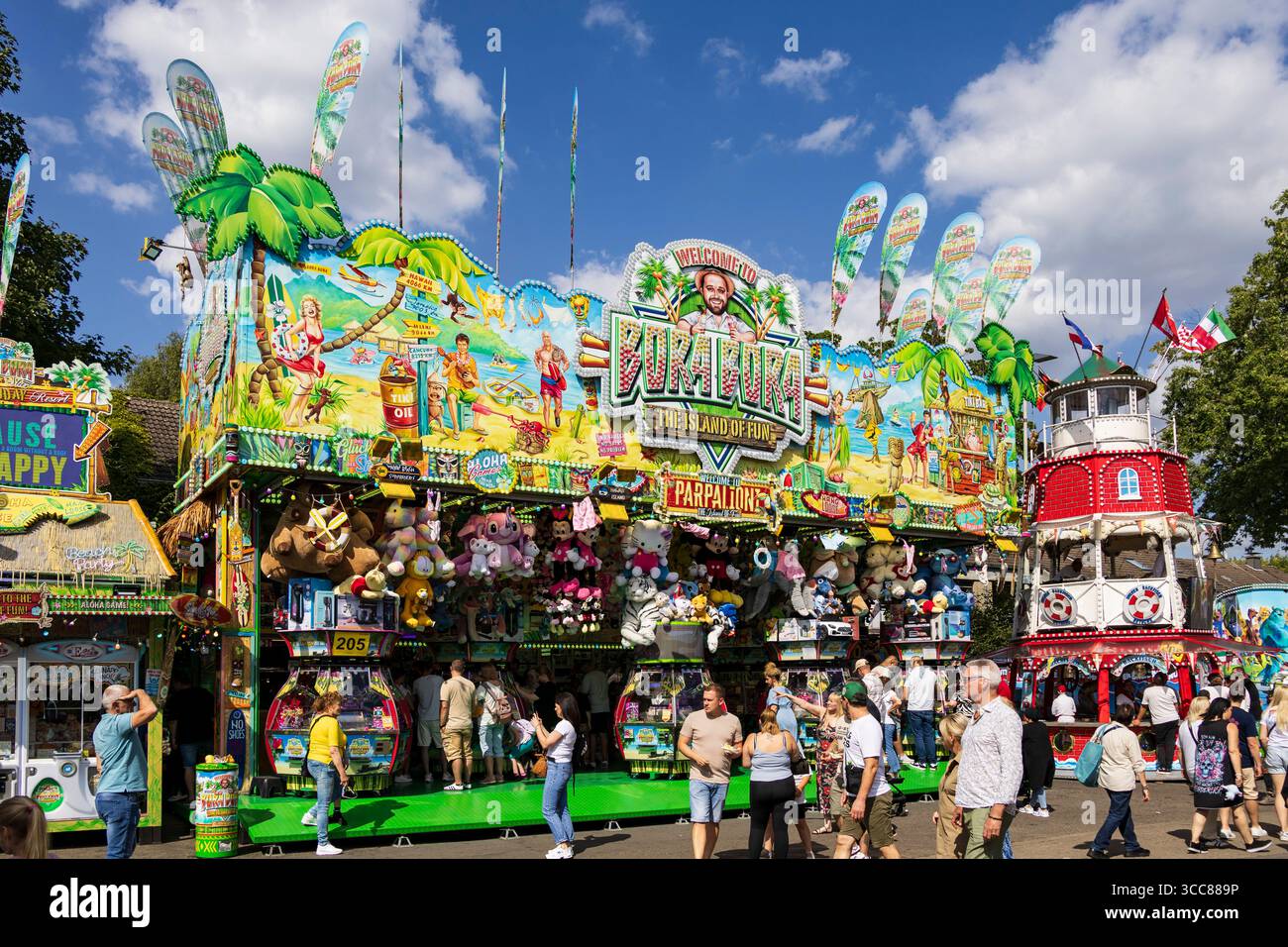 Crange, Herne, Germany. 10 August 2025. Cranger Kirmes funfair, largest ...
