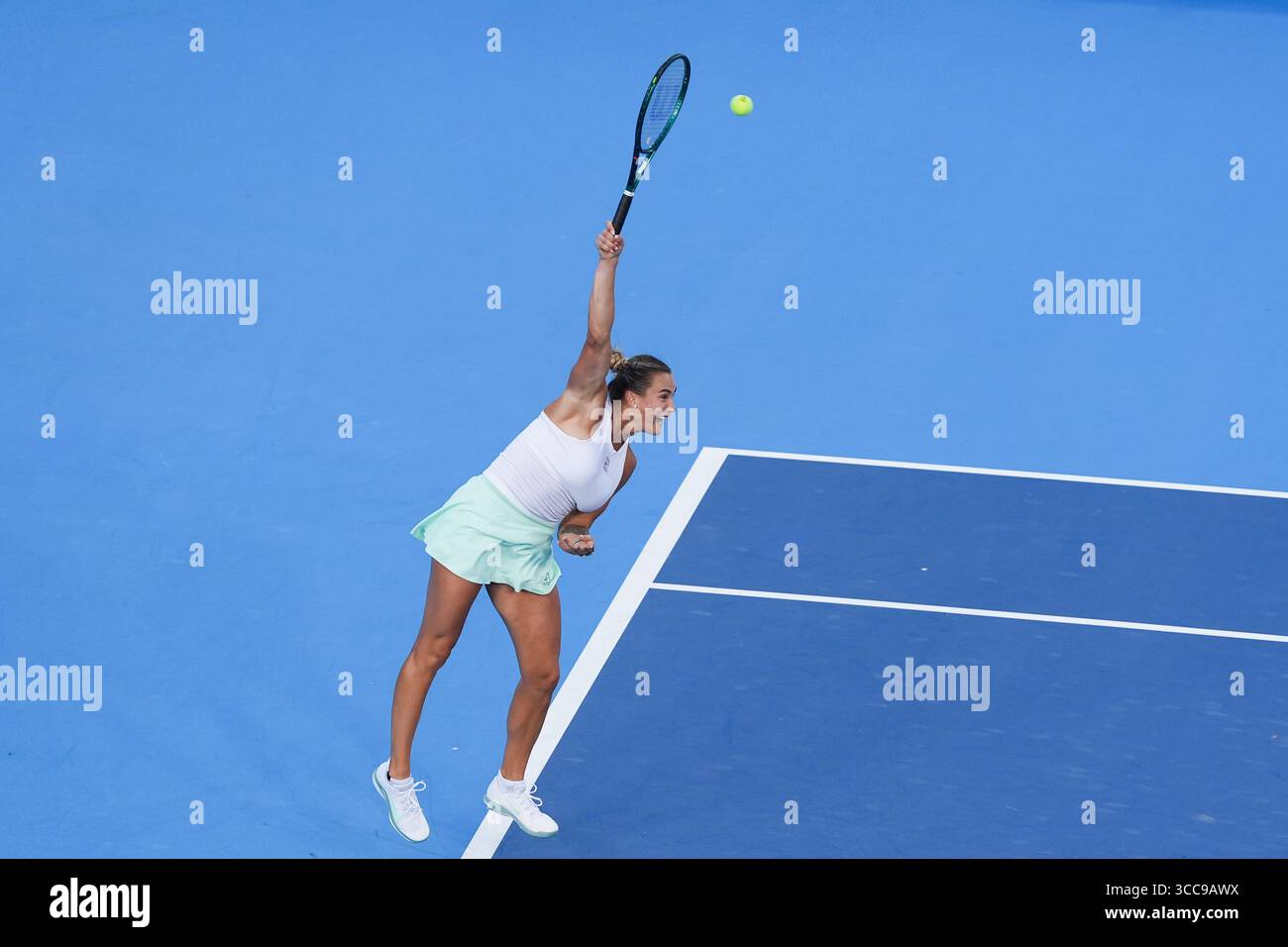 MASON, OH - AUG 9: Aryna Sabalenka serves to Marketa Vondrousova (not pictured) during the second round of womens singles at the 2025 Cincinnati Open Stock Photo