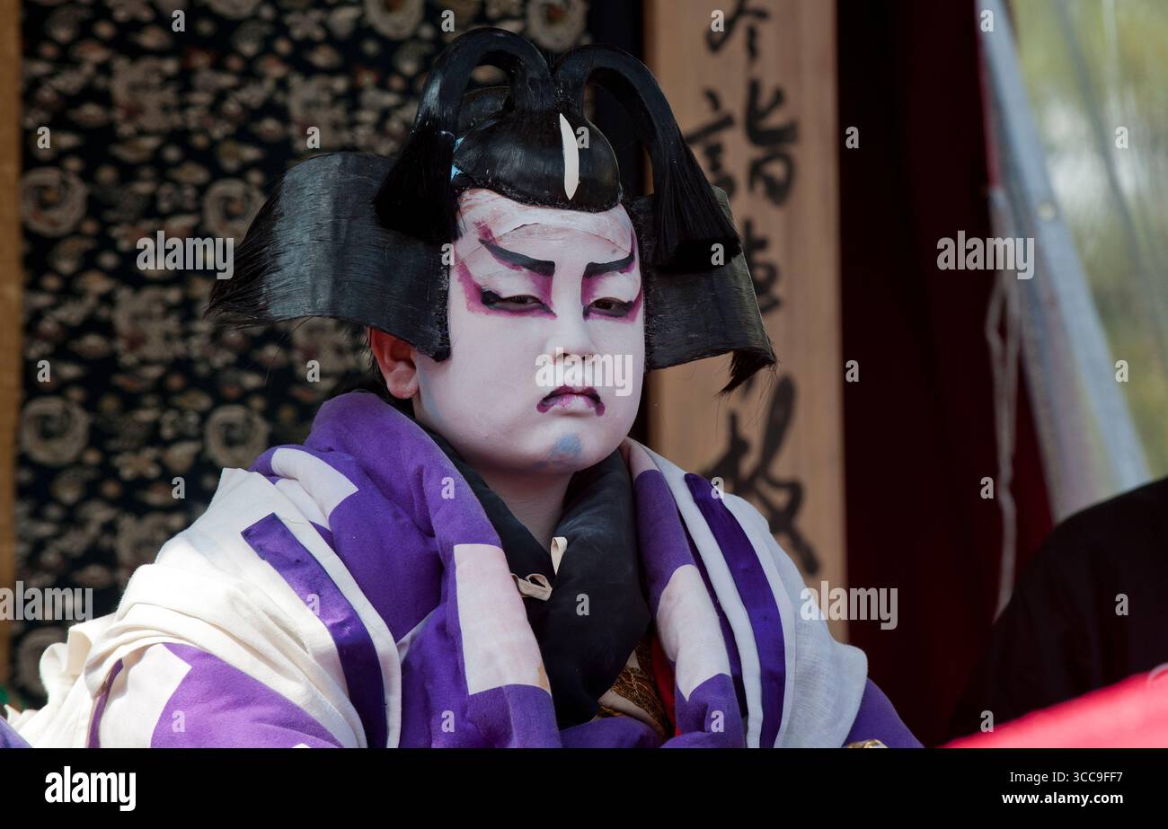 Nagahama Hikiyama Matsuri Festival Kabuki Plays Performed By nagahama-hikiyama-matsuri-festival-kabuki-plays-performed-by