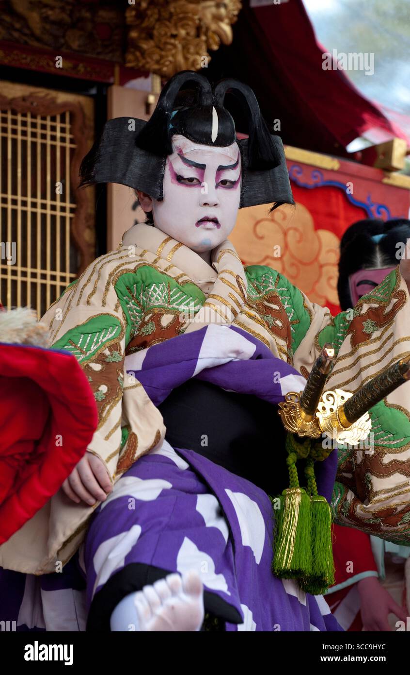 Nagahama Hikiyama Matsuri Festival Kabuki Plays Performed By nagahama-hikiyama-matsuri-festival-kabuki-plays-performed-by