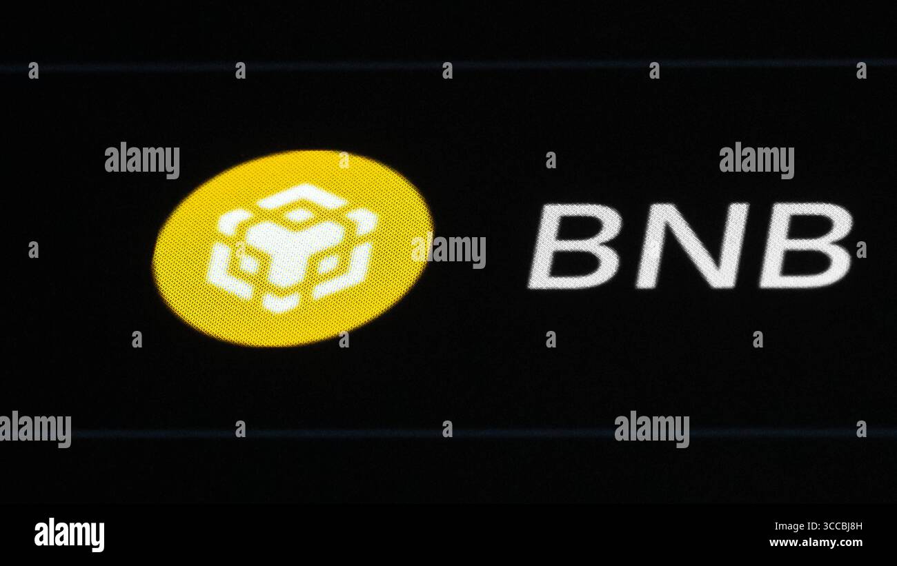 Binance coin trading hi-res stock photography and images - Page 2 - Alamy