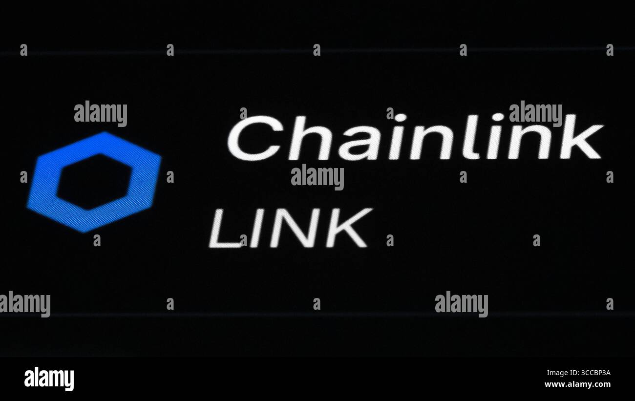 Chainlink crypto hi-res stock photography and images - Alamy