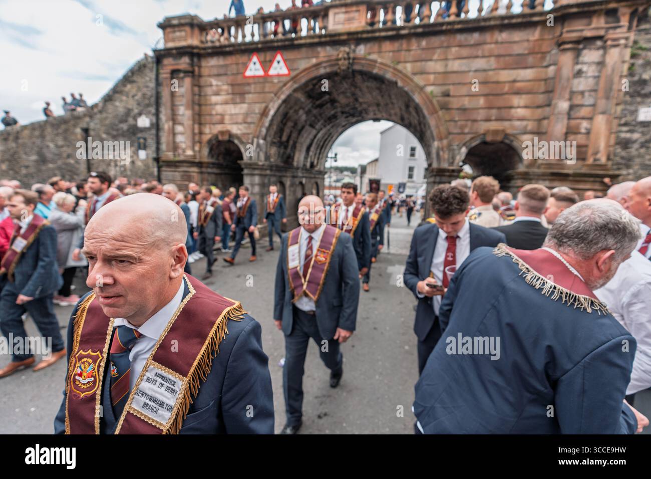 Sciarpa Multicolore The Boys Of Derry – Unisex, Nuova, Prodotta In UK
