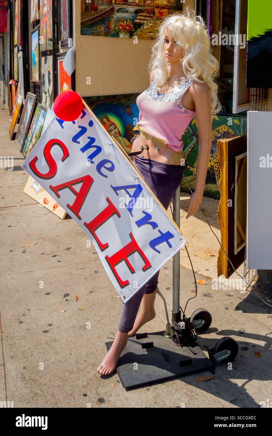 Mannequin Signs Advertising signs and spin hi-res stock photography and images - Alamy