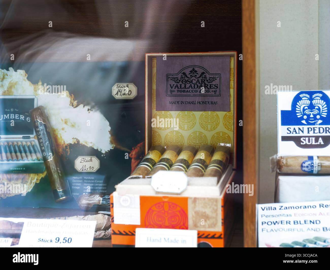 tobacco havana Club Havana Recto Cigar