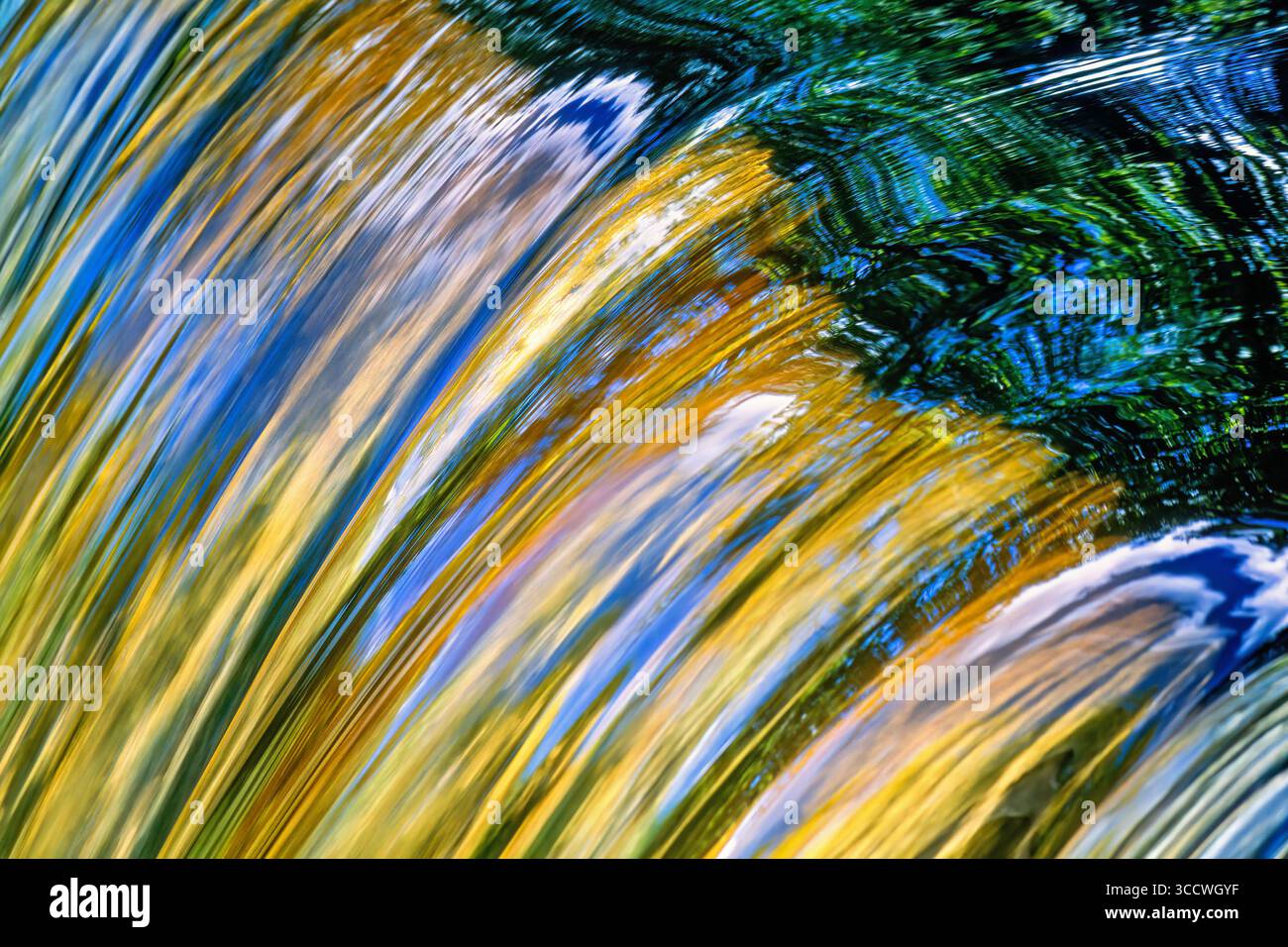 Colourful water pattern hi-res stock photography and images - Alamy