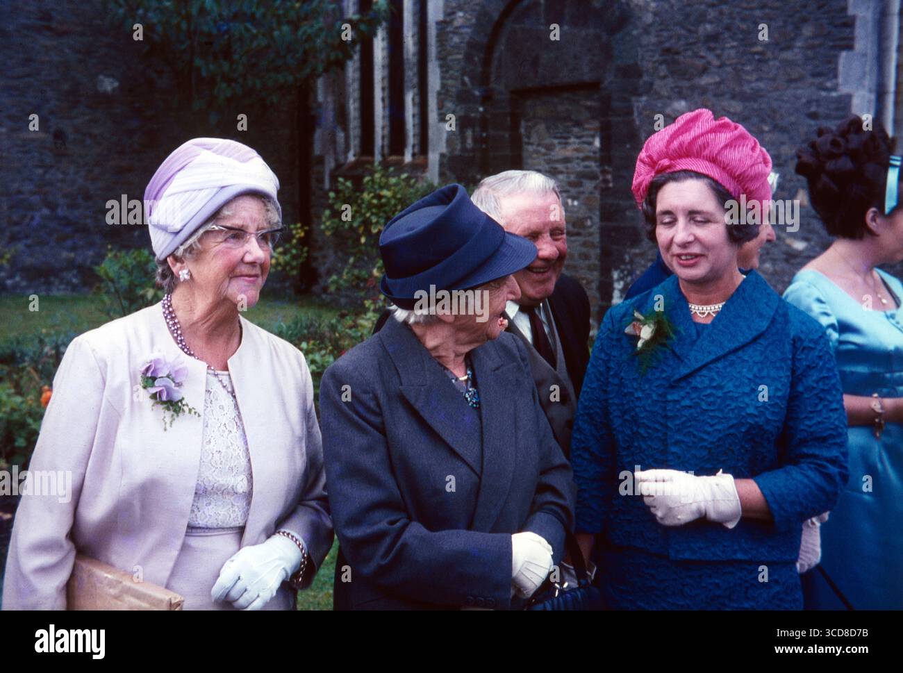 UK: An old colour slide film of a British wedding in the 1960s. Stock Photo
