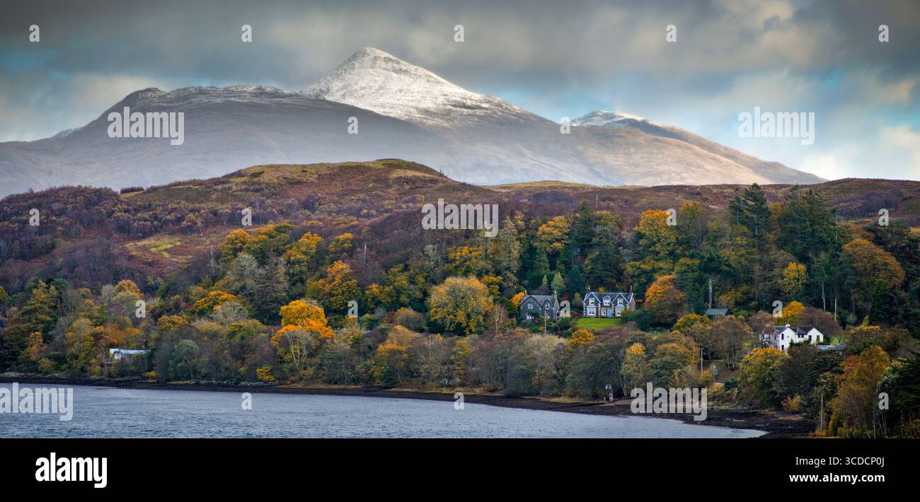 Connel bridge station hi-res stock photography and images - Alamy