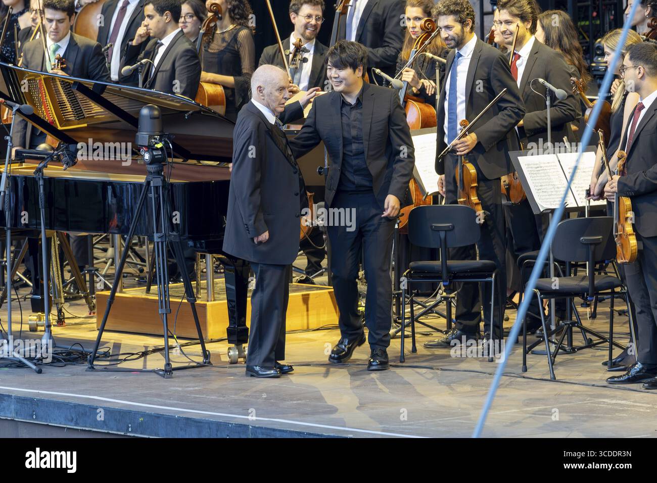 West-Eastern Divan Orchestra - Daniel Barenboim and Lang Lang, Classical, open air on 10 August 2025, Waldbuehne, Berlin, Germany < english> West-East Stock Photo