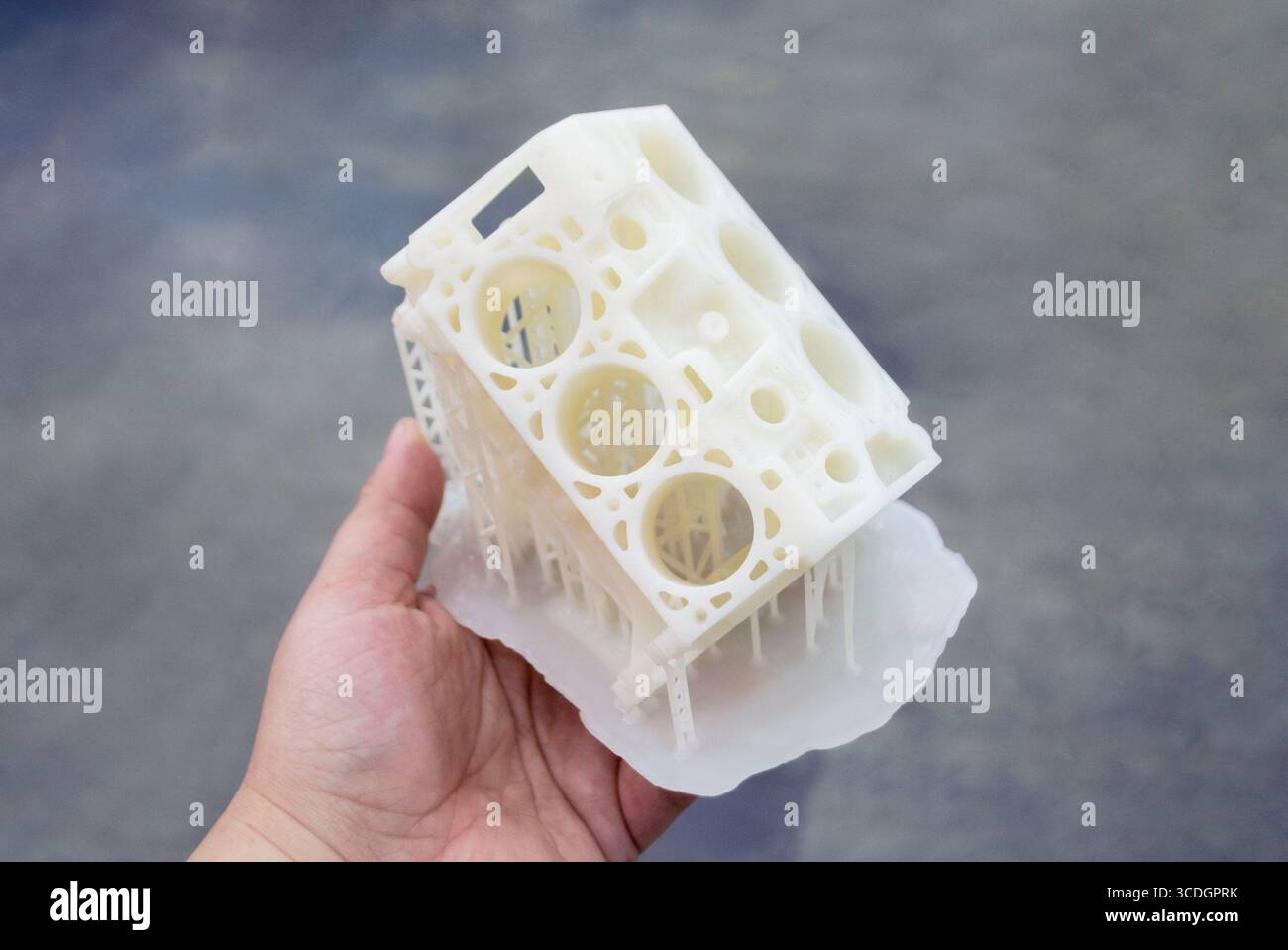 Detailed models in form of internal combustion engine printed on 3D ...