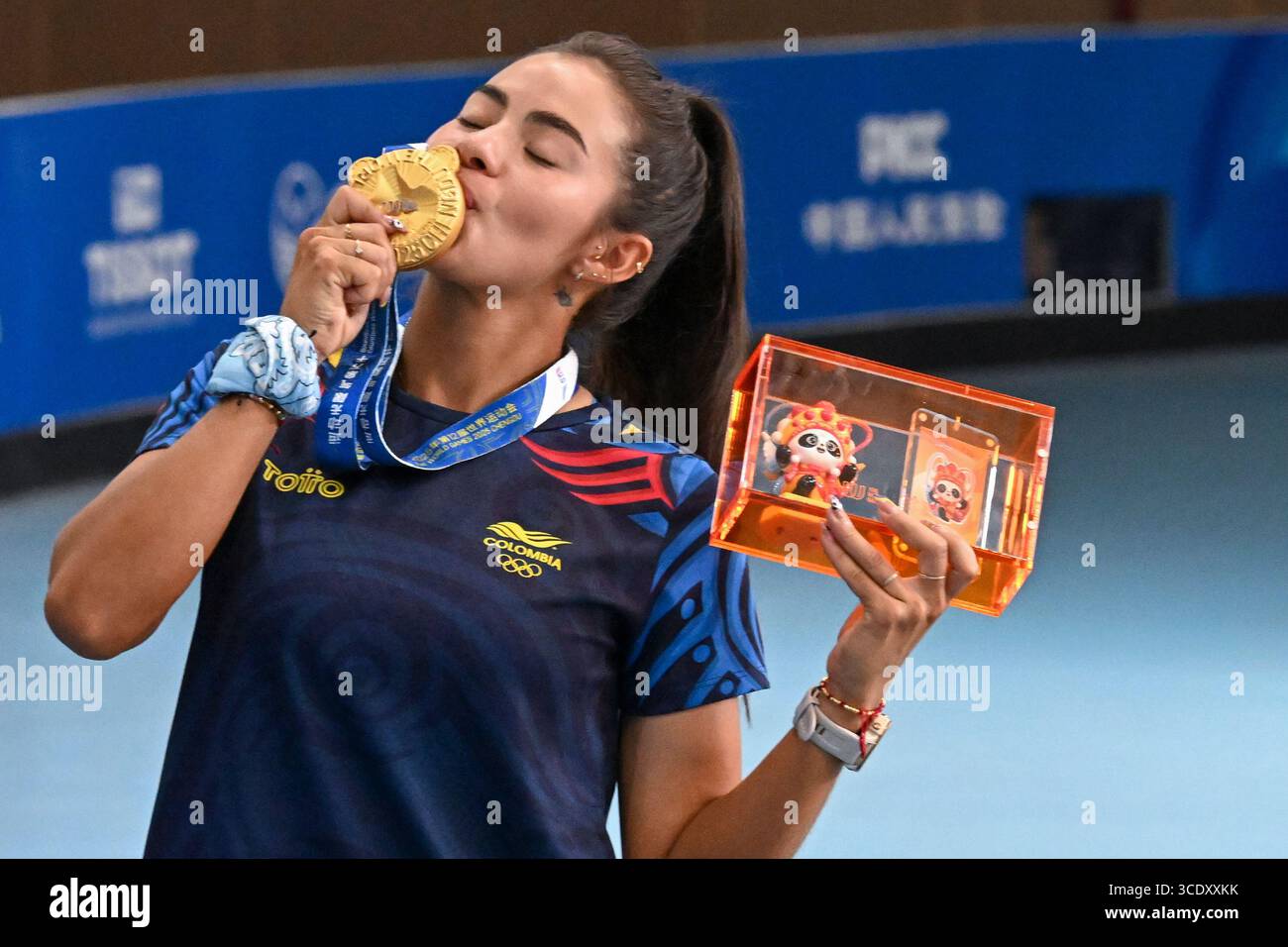 Gaby Rueda (250814) -- CHENGDU, Aug. 14, 2025 (Xinhua) -- Gabriela Rueda of ...