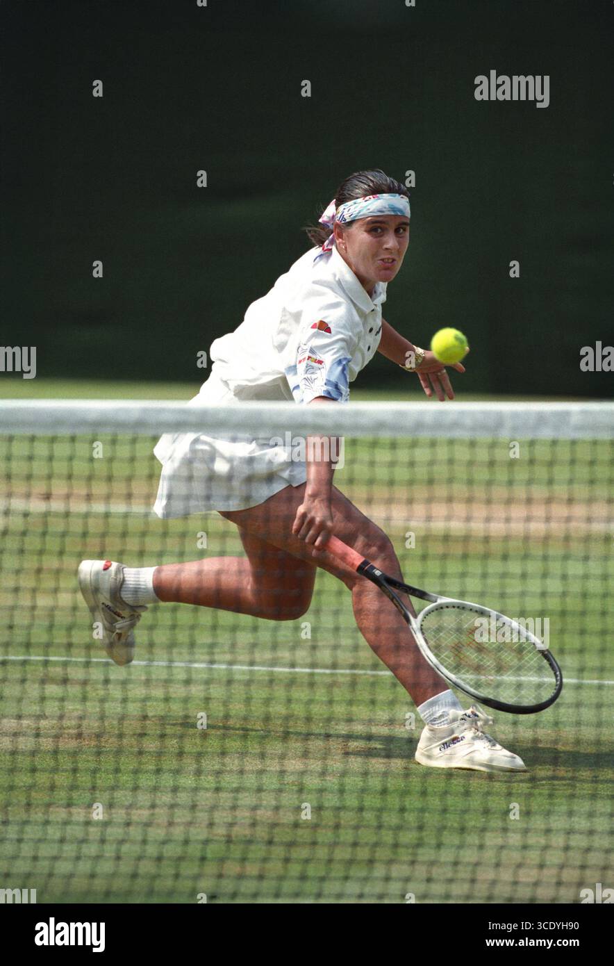 Conchita Martinez on her way to victory against Sabatini on Centre Court at Wimbledon in 1995. Stock Photo