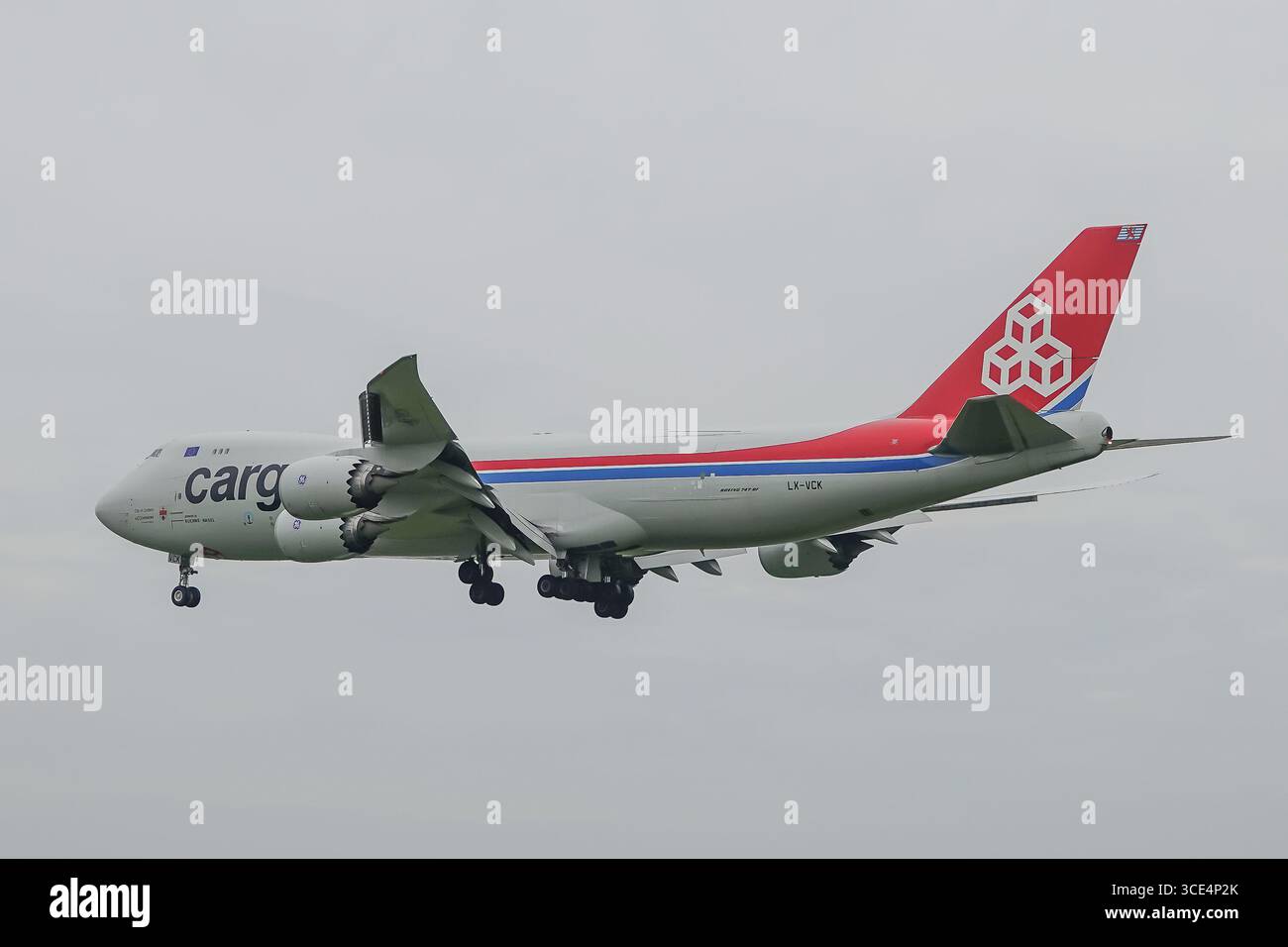 Cargolux 747 8f hi-res stock photography and images - Alamy