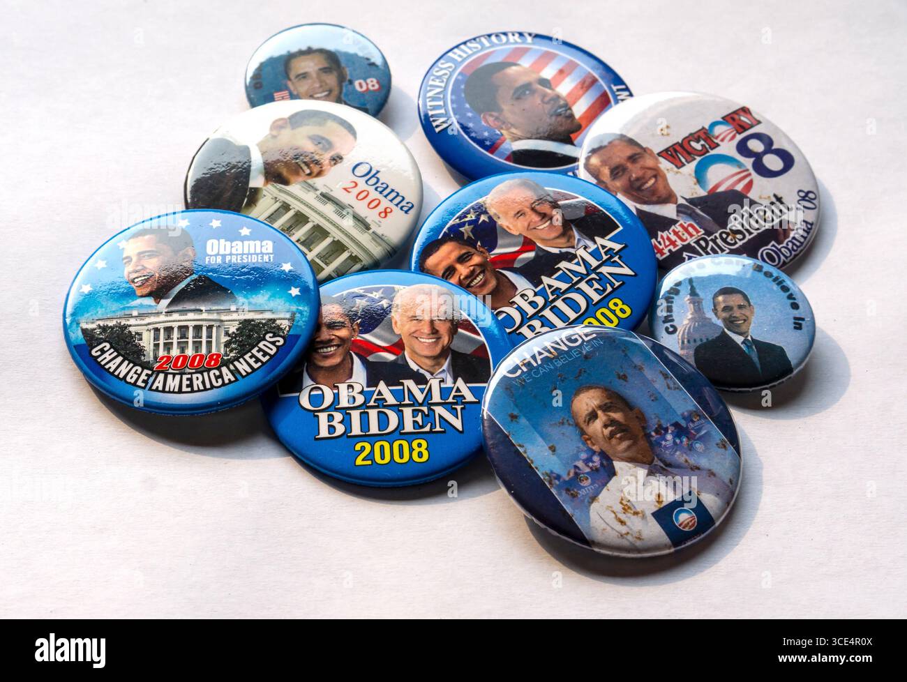 Archival campaign buttons hi-res stock photography and images - Alamy
