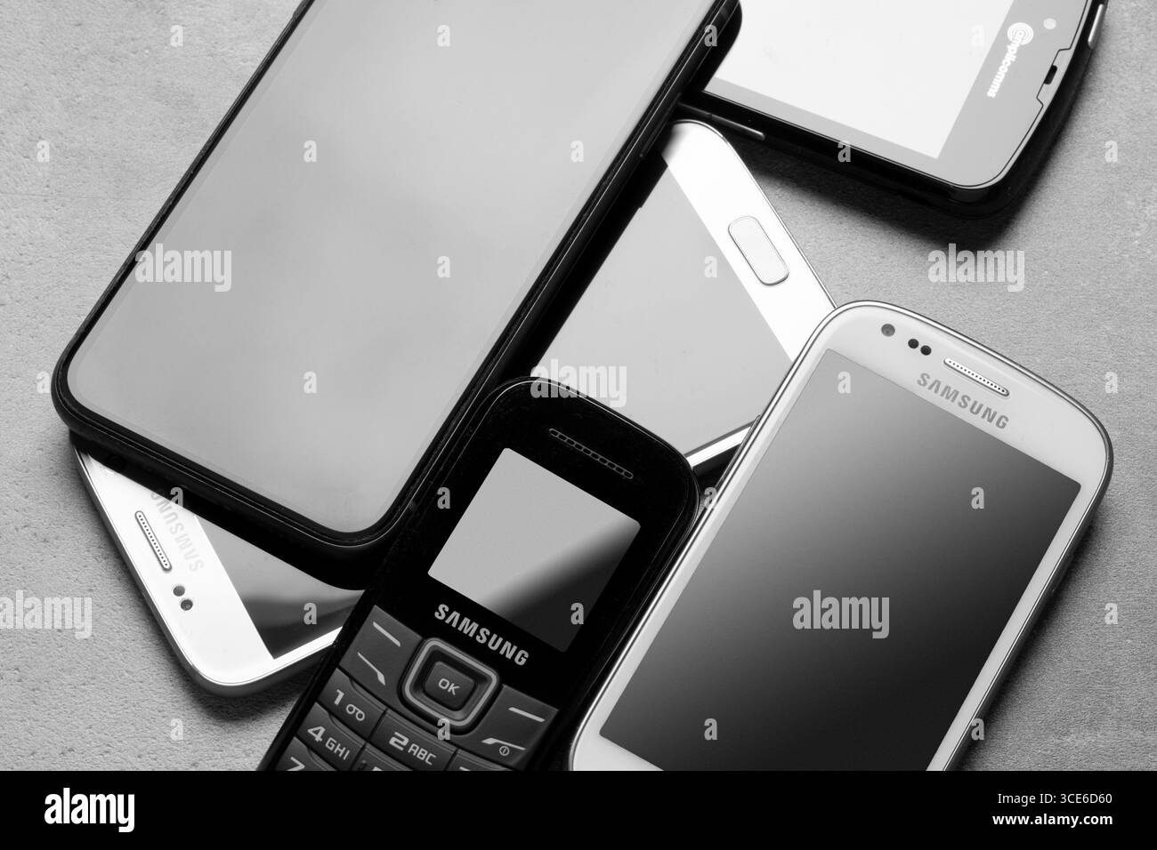 Old mobile phone models Stock Photo - Alamy