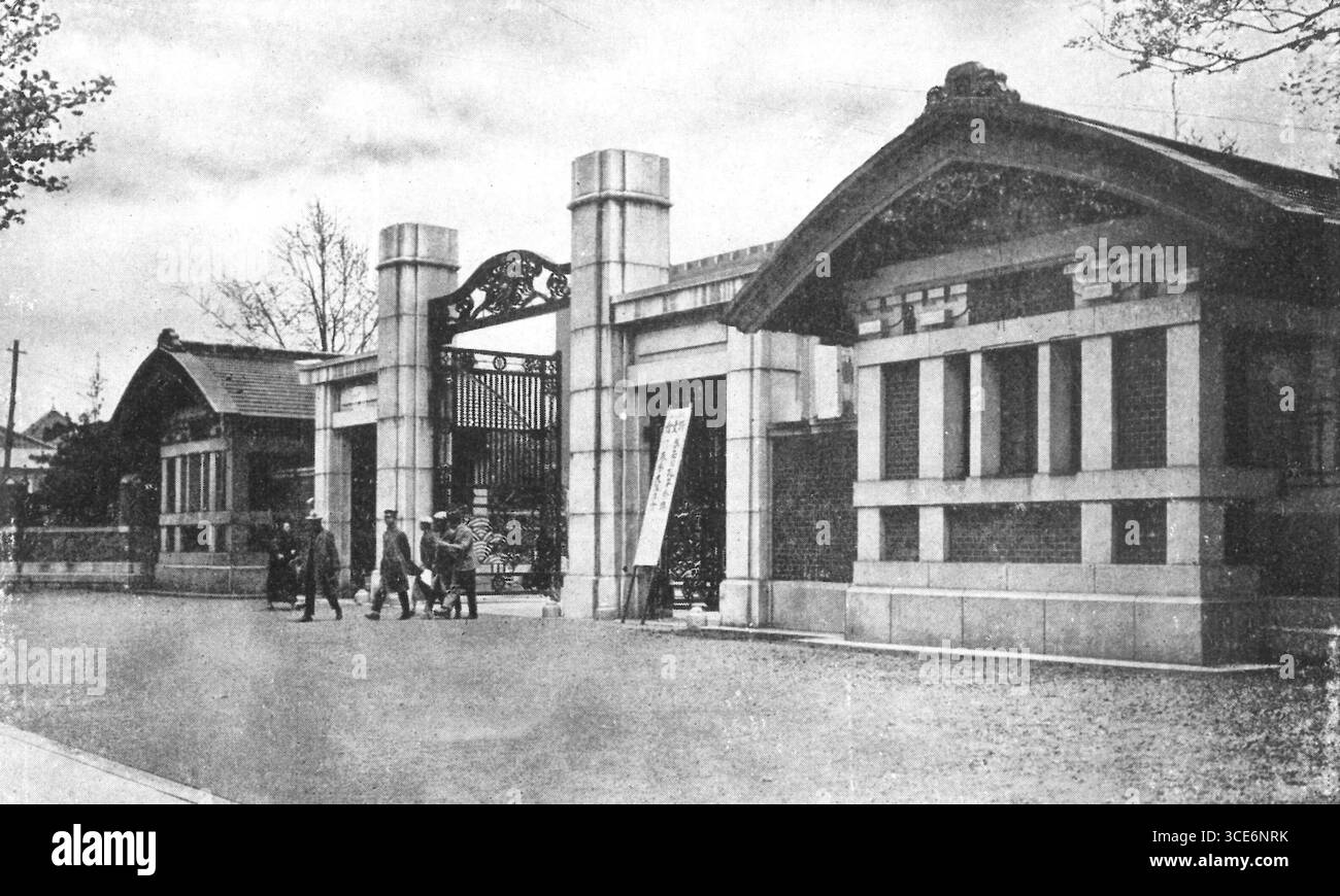 1920s japan tokyo Black and White Stock Photos & Images - Alamy