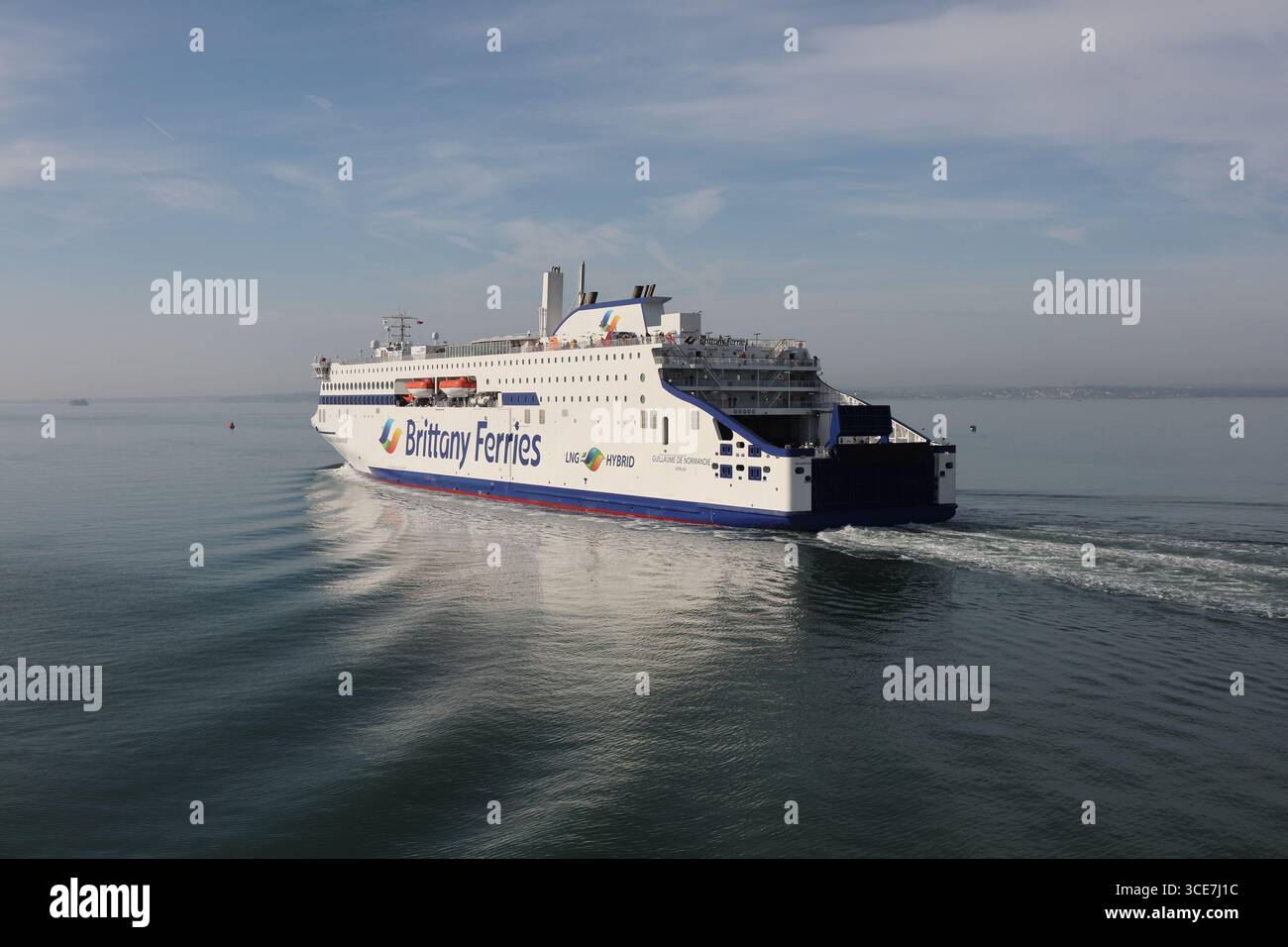 Brittany Ferries hybrid propulsion car and passenger ferry MV GUILLAUME ... - Hybrid Propulsion For Ferries