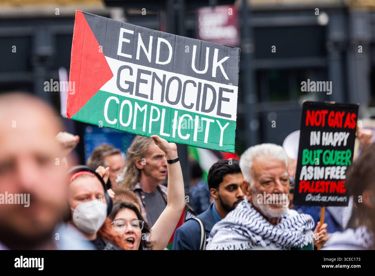 Complicity in genocide hi-res stock photography and images - Alamy