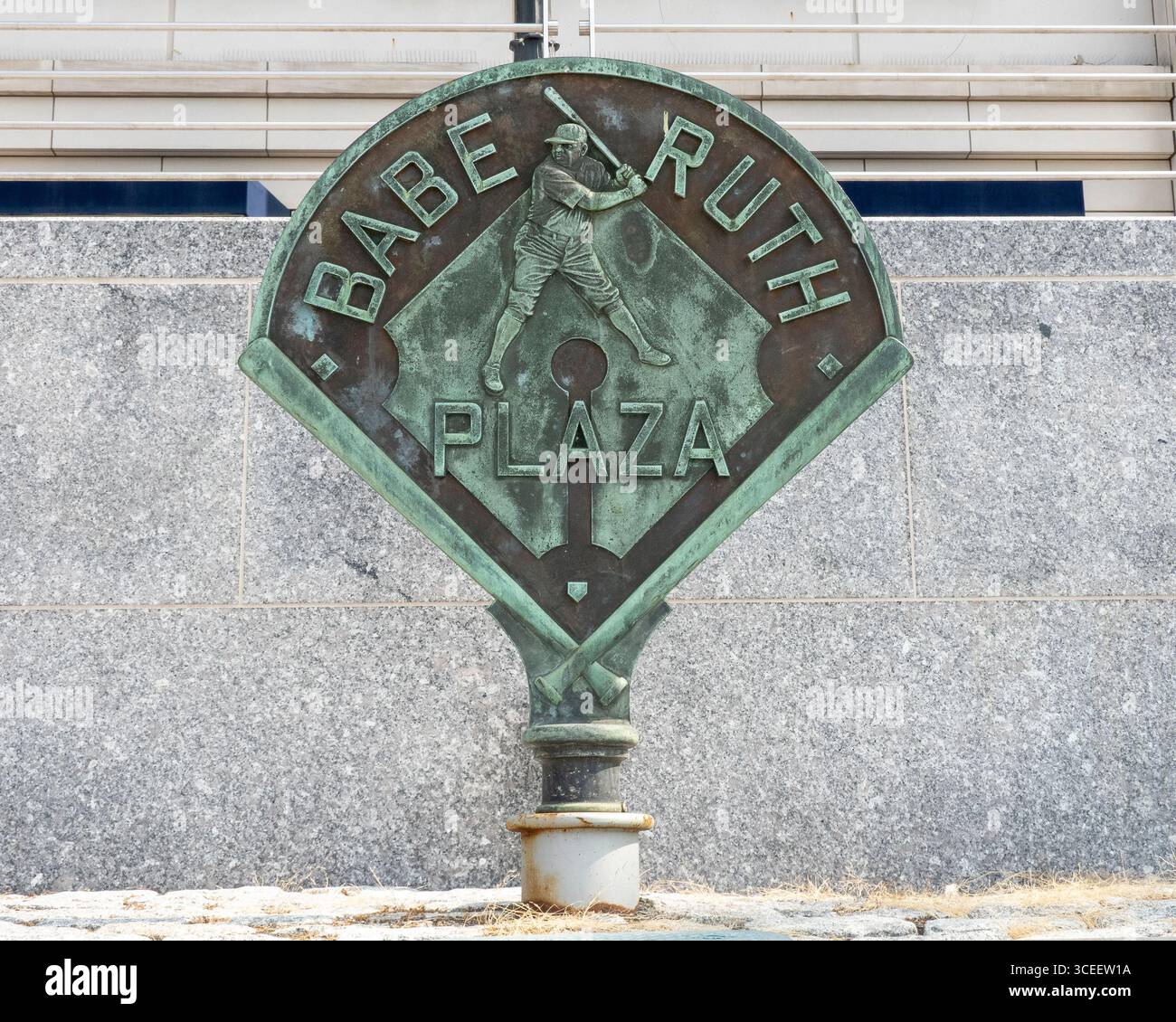 Heritage field yankee stadium hi-res stock photography and images - Alamy