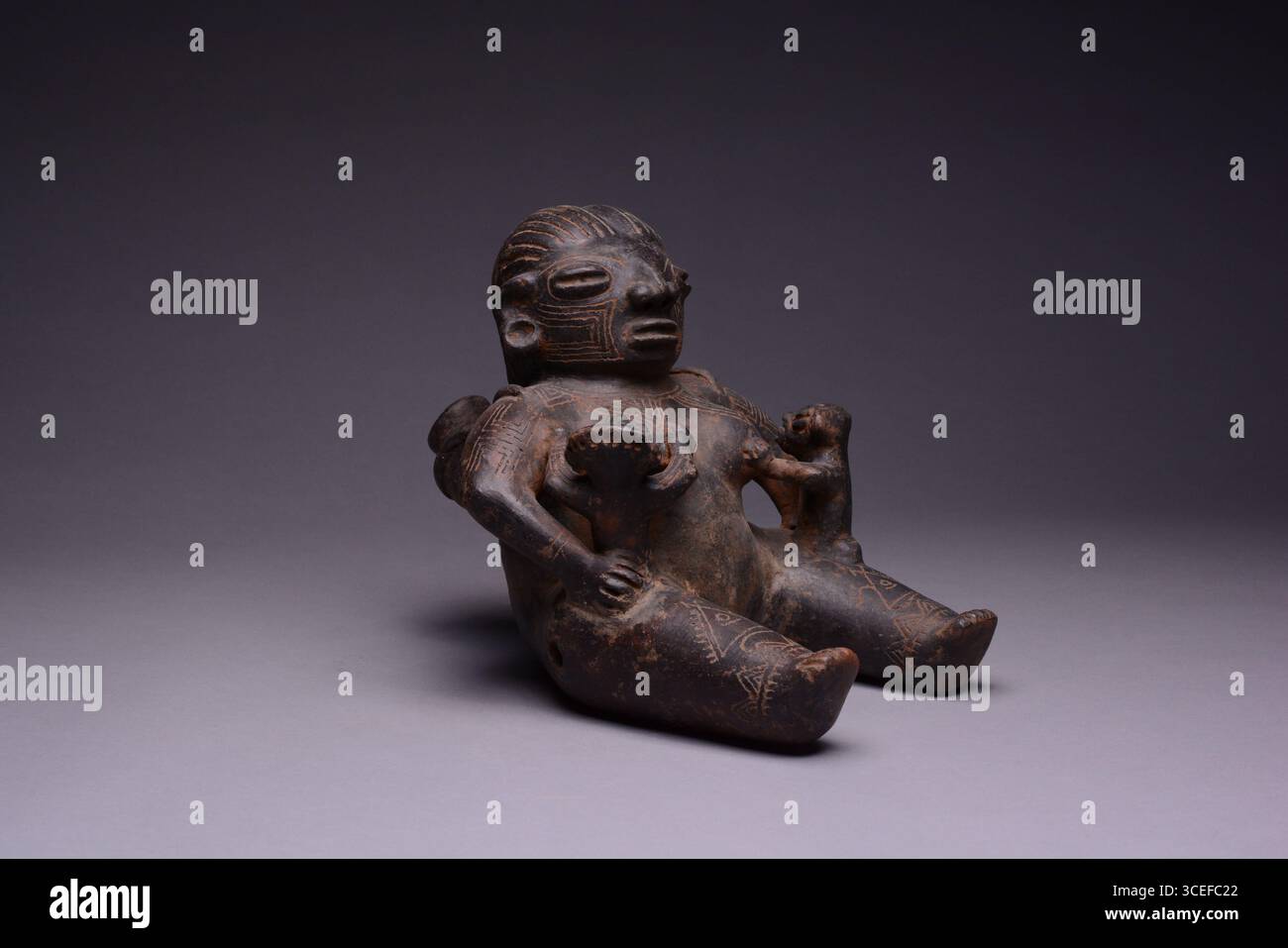Ancient Pre-Columbian Art: Costa Rican Terracotta FIgure of a Mother ...