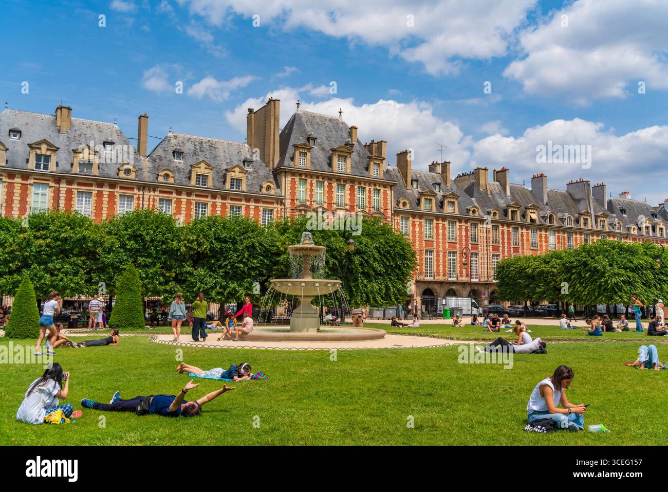 Place Des Vosges A Square In Marais District Paris France Stock place-des-vosges-a-square-in-marais-district-paris-france-stock