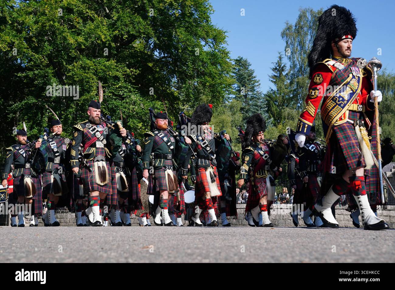 The pipe band of 3 & 4 SCOTS, Royal Regiment of Scotland as King ...