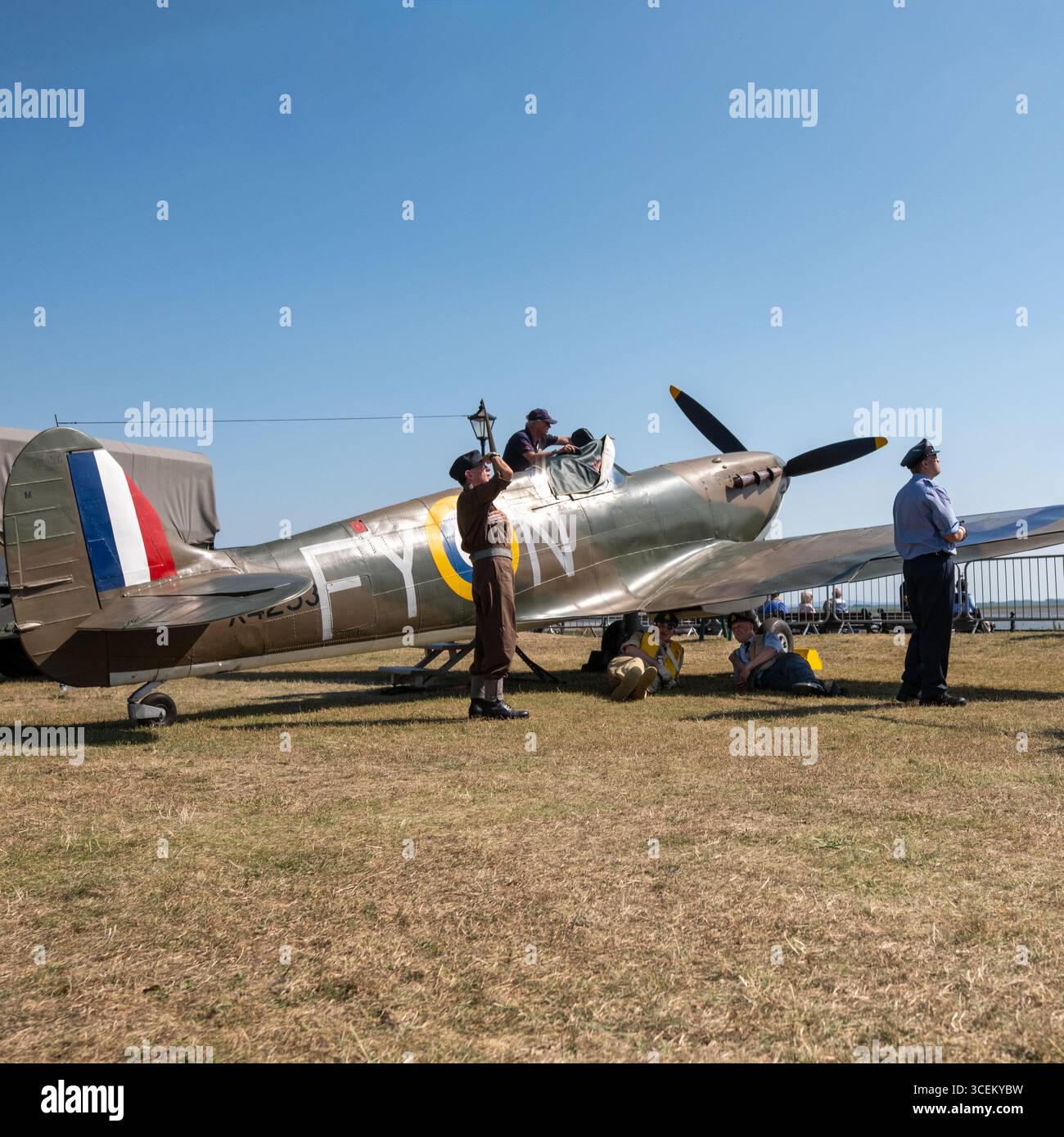 British aircraft of the 1940s hi-res stock photography and images - Alamy