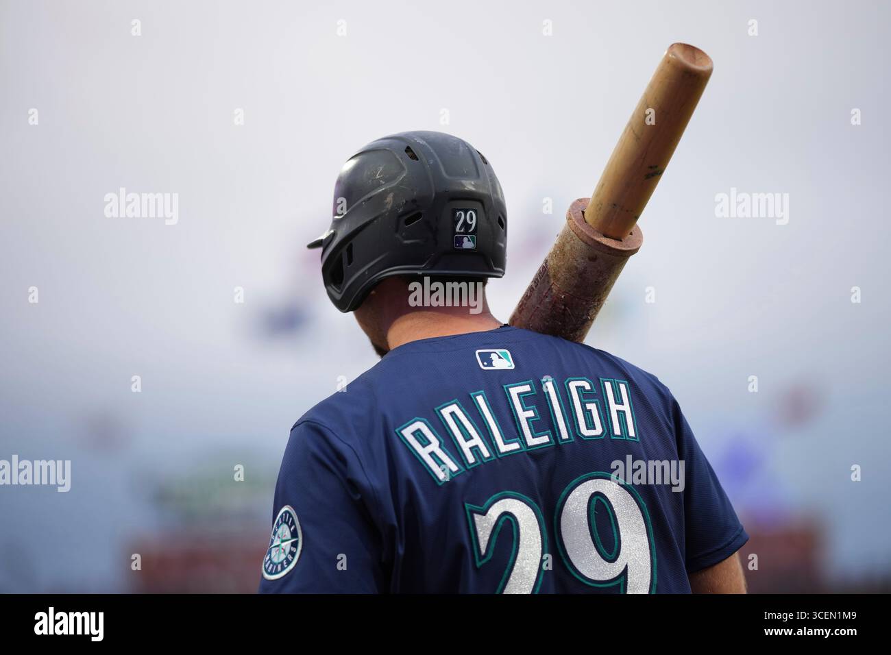 Seattle Mariners' Cal Raleigh prepares to bat during a baseball game ...