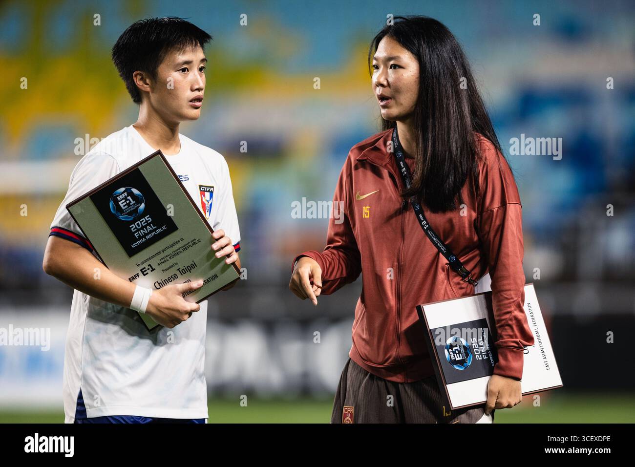 Lee young ju hi-res stock photography and images - Alamy