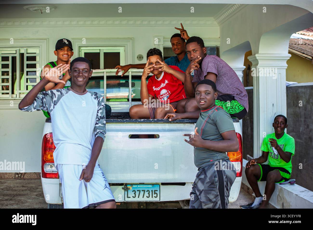 Dominican boys hi-res stock photography and images - Alamy