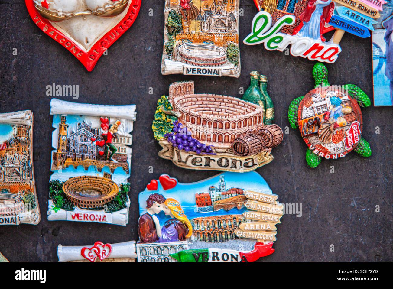Displaying variety souvenir magnets hi-res stock photography and images ...