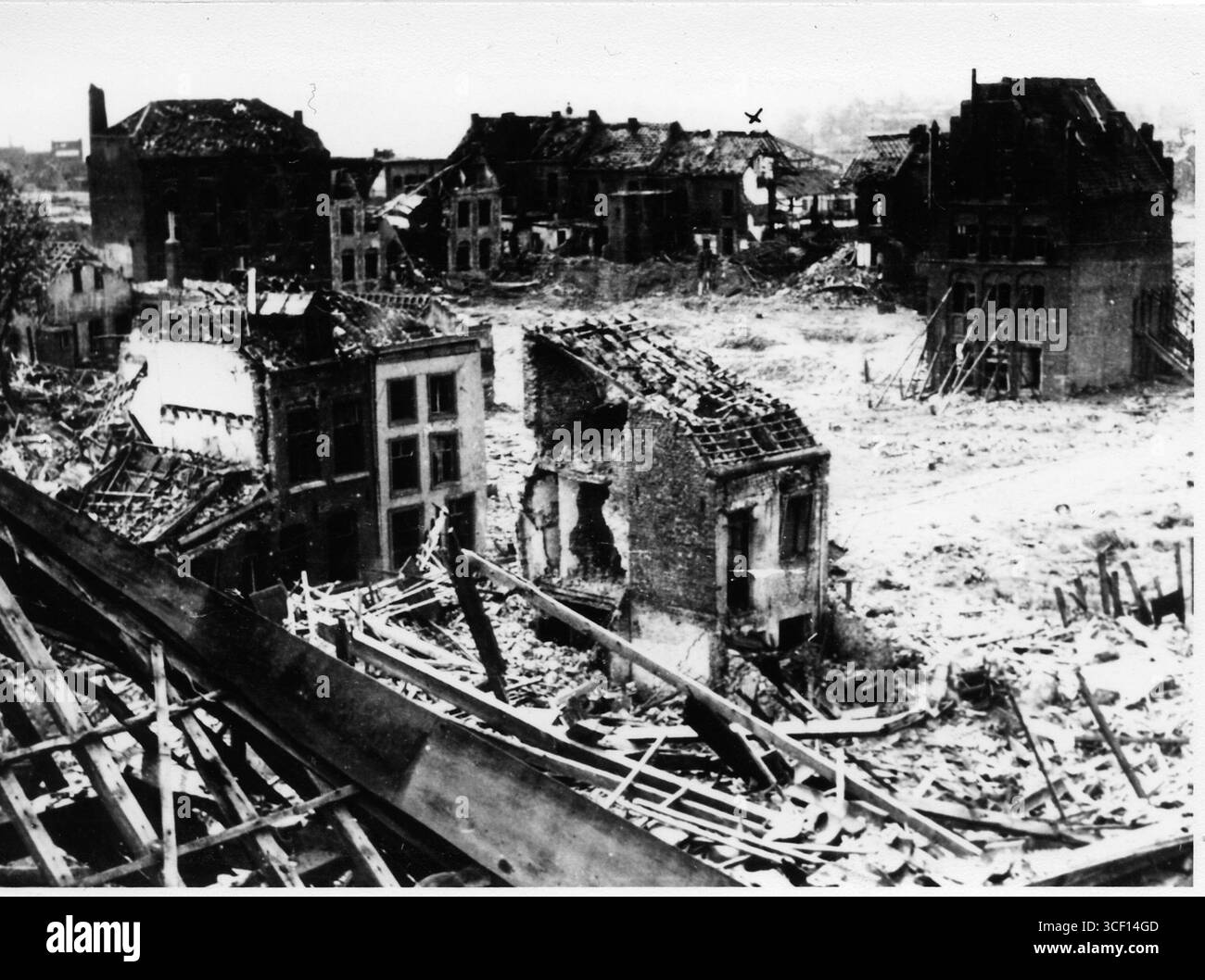 Parts world war ii Black and White Stock Photos & Images - Alamy