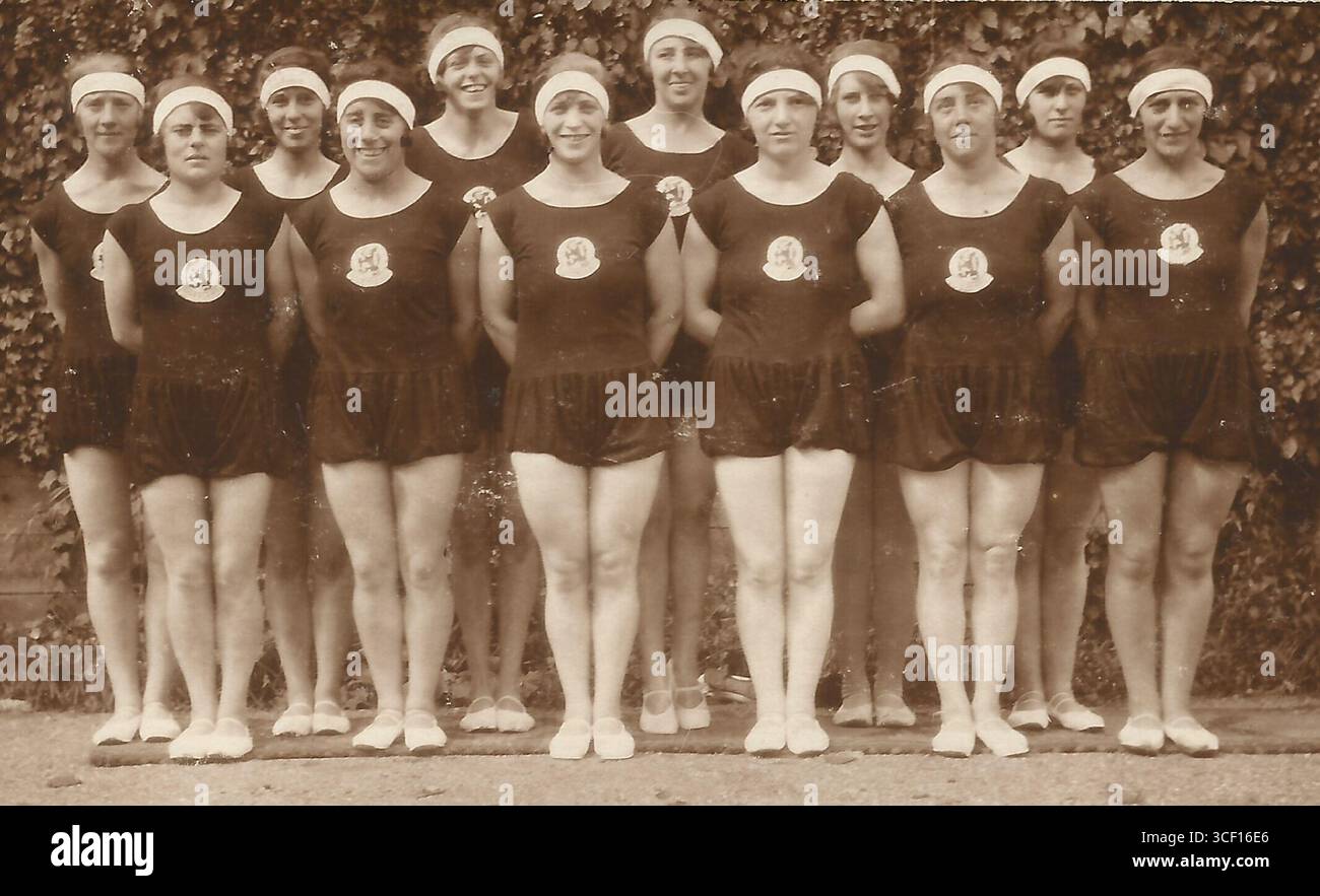 A group photo of the Dutch Olympic gymnastics team from 1928. This ...