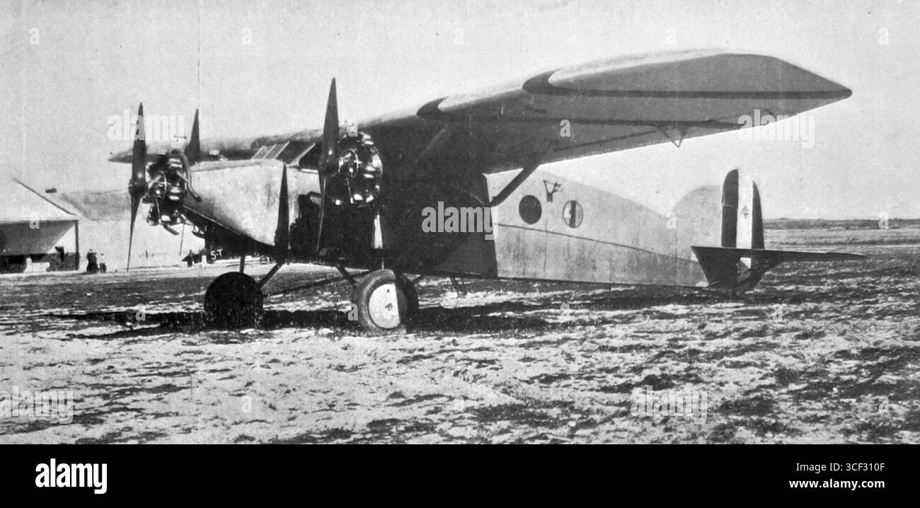 The Caproni Ca.101, a 1930 Italian aircraft powered by three Walter ...