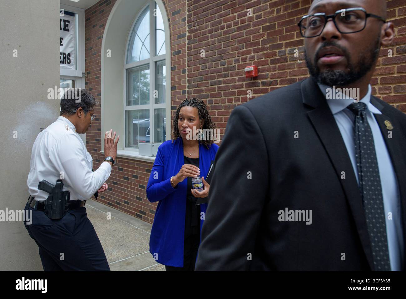 Pamela Smith, Chief of Police, Metropolitan Police Department, left ...