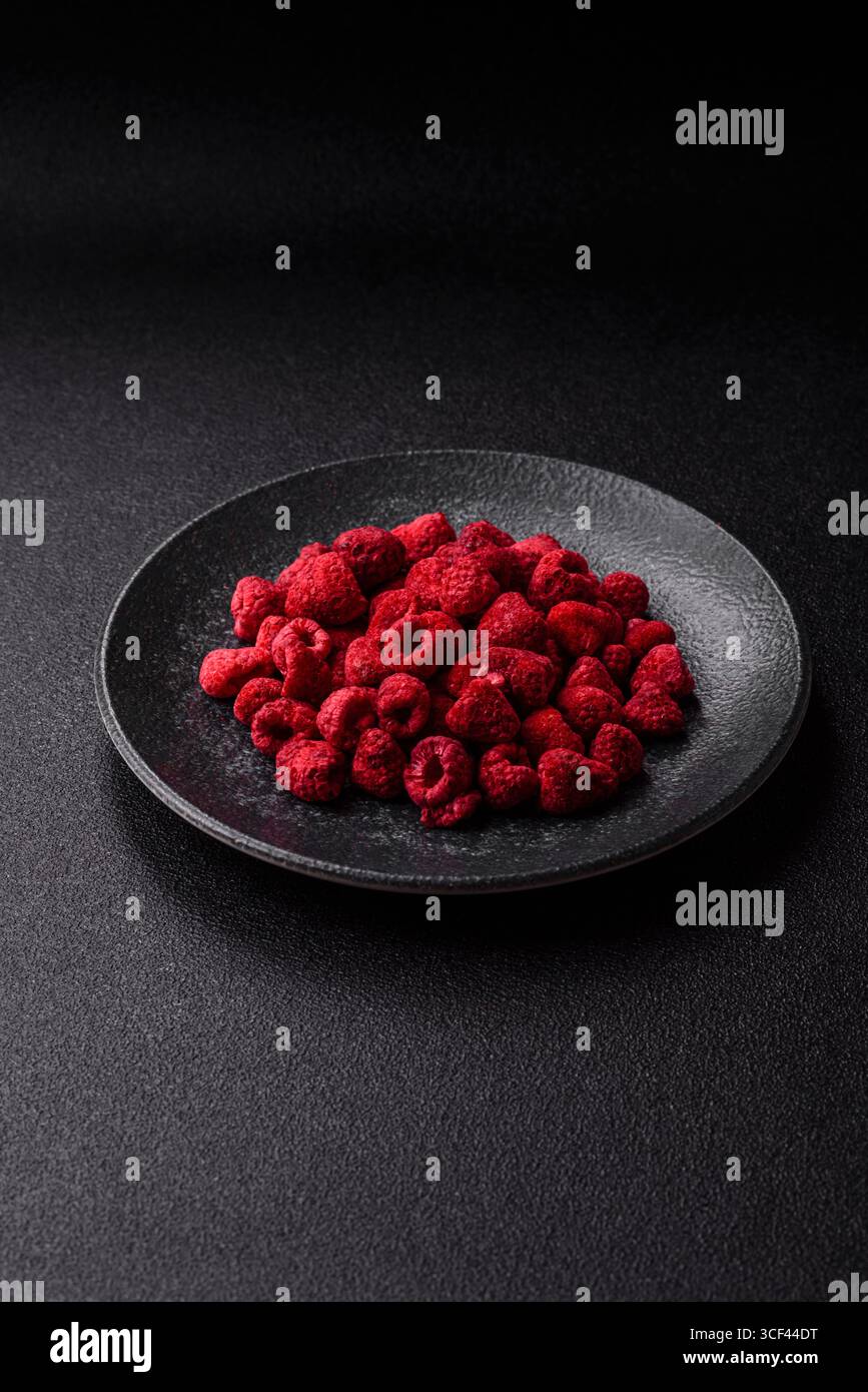 Dried sublimated slices of raspberry as an ingredient for sweet ...