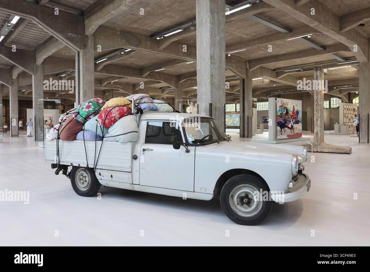 Joustra peugeot 404 break gendarmerie - Collection